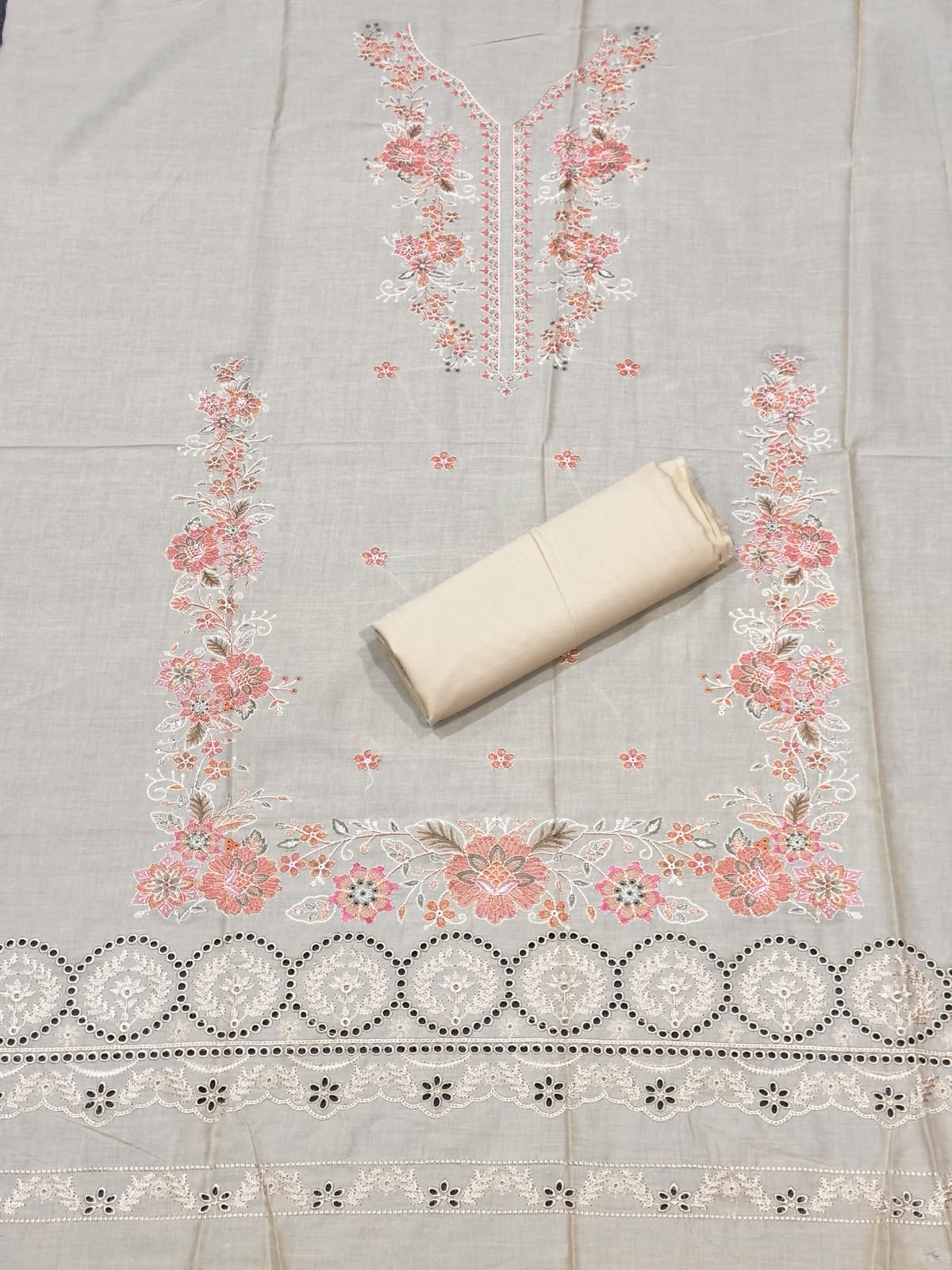 Bareeze Lawn 2 Piece Suit